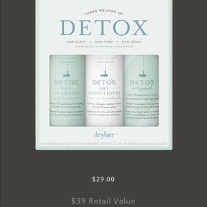 Drybar Three Rounds Detox dry shampoo kit